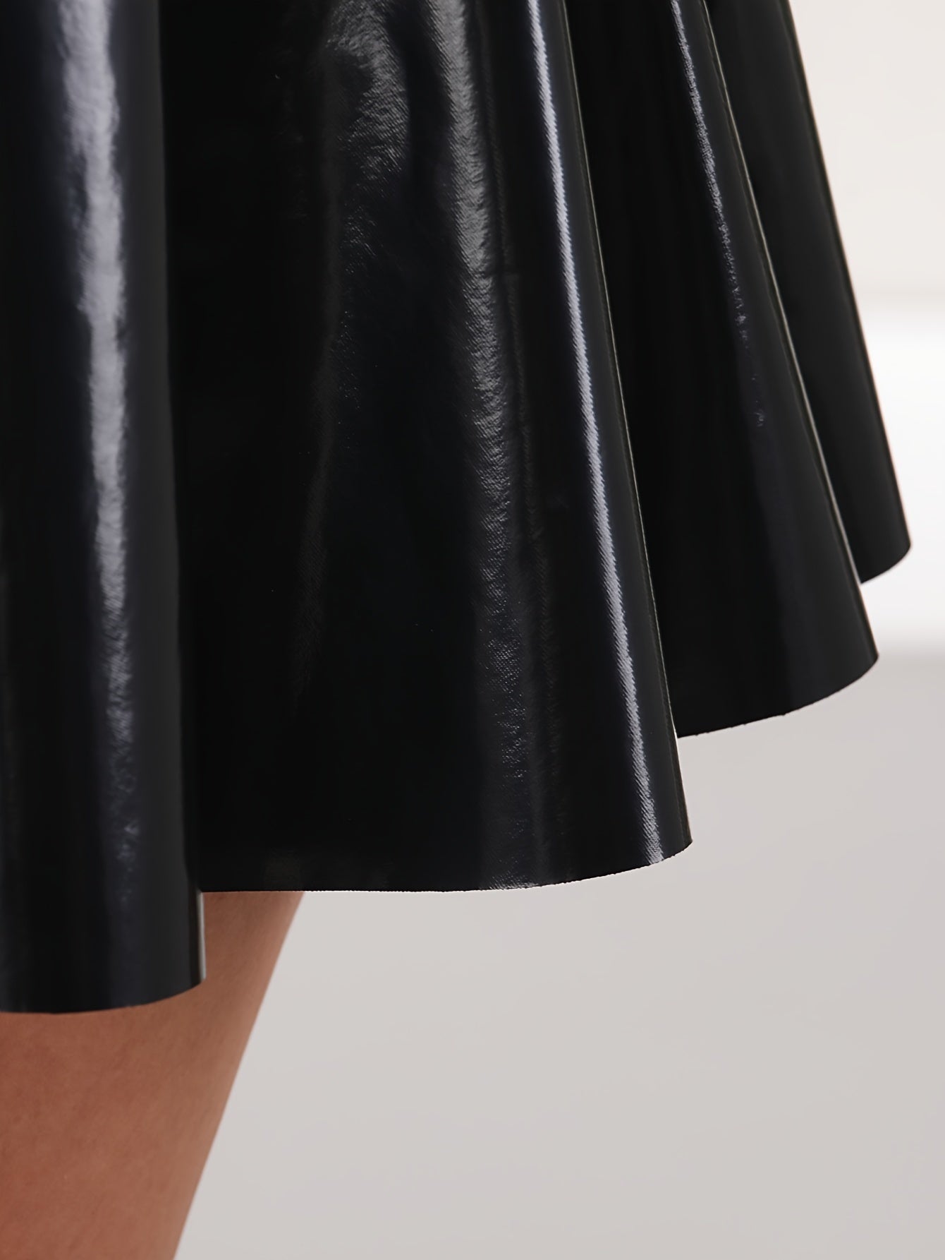 Shadow Kiss Skirt